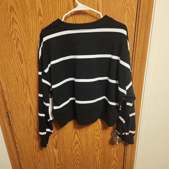 Lululemon Perfectly oversized cropped crew sweatshirt sz 10 women's NWT - Picture 2 of 6